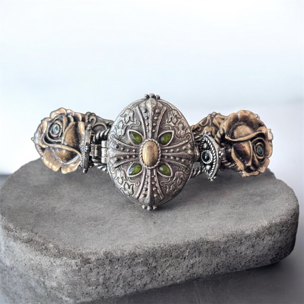 Vintage Lucky You Chunky Locket Bracelet — Hidden Peace Sign — Statement Jewelry